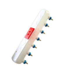 8Ltr Milk Feeding Bottle of 7 Silicone Nipples for Piglets & Lambs, Hangable Design