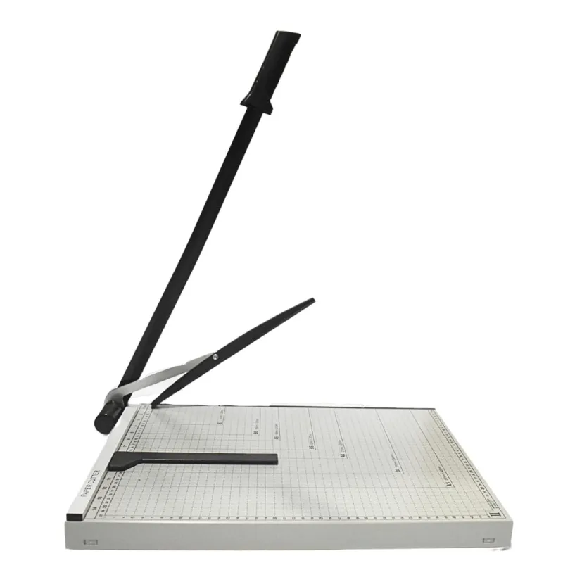 Heavy Duty Scythe With 23 Inch Blade For Harvesting Grass or Crops