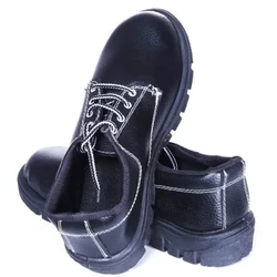 Labourclass PVC Sole Industrial Black Leather Safety Shoe with Steel Toe Cap (Size-6)