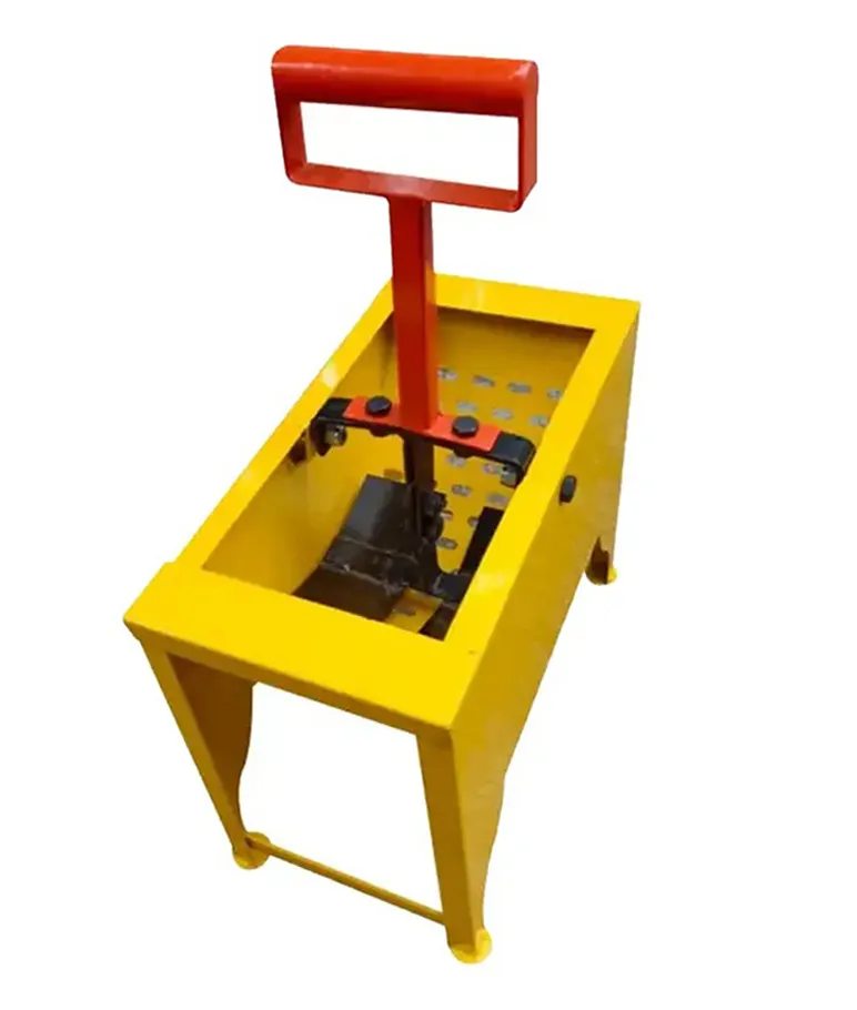 Heavy Duty Scythe With 23 Inch Blade For Harvesting Grass or Crops