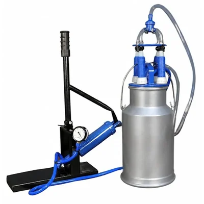 GRAMSTRONG Hand Operated Milking Machine With 12 Liters Bucket