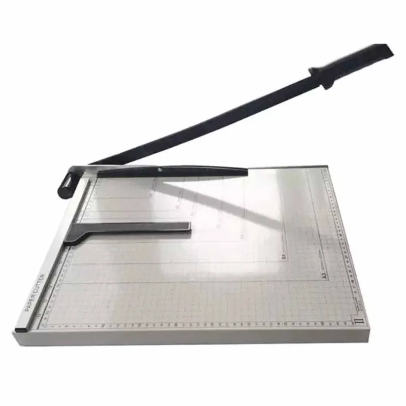 Heavy Duty Scythe With 23 Inch Blade For Harvesting Grass or Crops