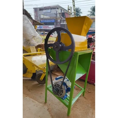 Semi Automatic Pepper De-coning Machine, 300kg/hr Capacity With 0.5HP Motor