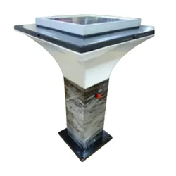 Premium Quality 1.5 Feet Solar Garden Light with 5W Solar Panel Gate Light For Outdoor Usage and Garden Decoration