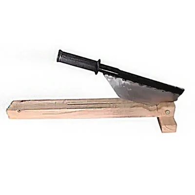 Vinayak Machines Manual Sugarcane Bud Cutter with Wooden Base