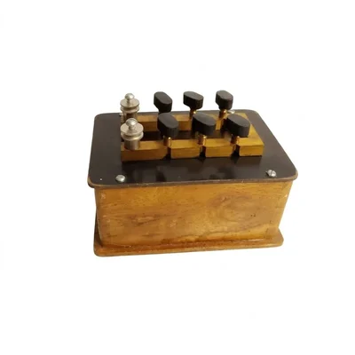 Akivin 1-10 Ohm Precision Resistance Box Bakelite Casing Electrical Testing Physics Lab