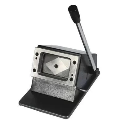 Heavy Duty 85.6 X 54 mm Punching Size PVC ID Card Die Cutter Full Metal Body Round Corner